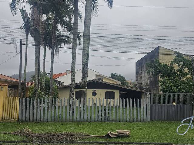 Venda em Caiobá - Matinhos