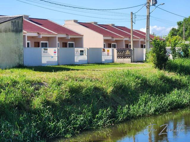 #256 - Casa para Venda em Pontal do Paraná - PR