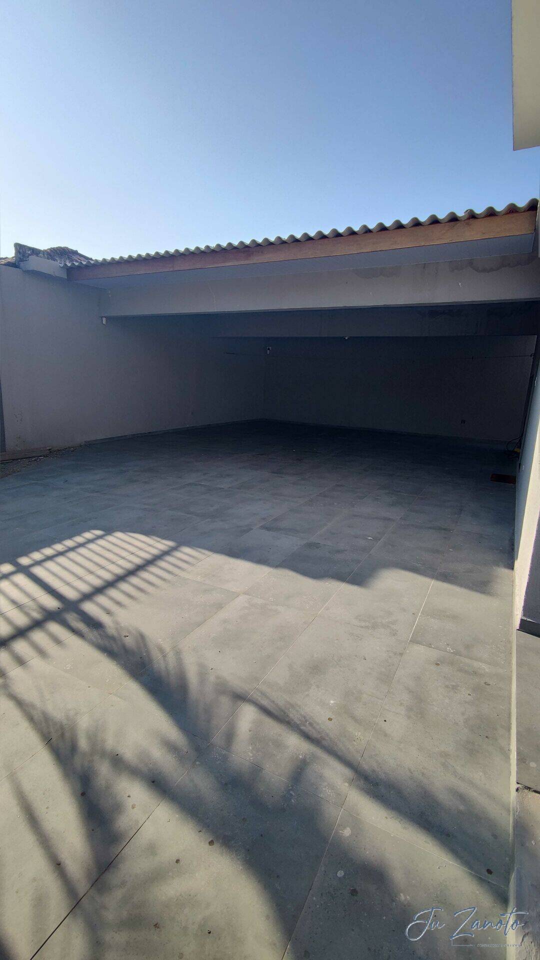 Casa à venda com 4 quartos, 260m² - Foto 4