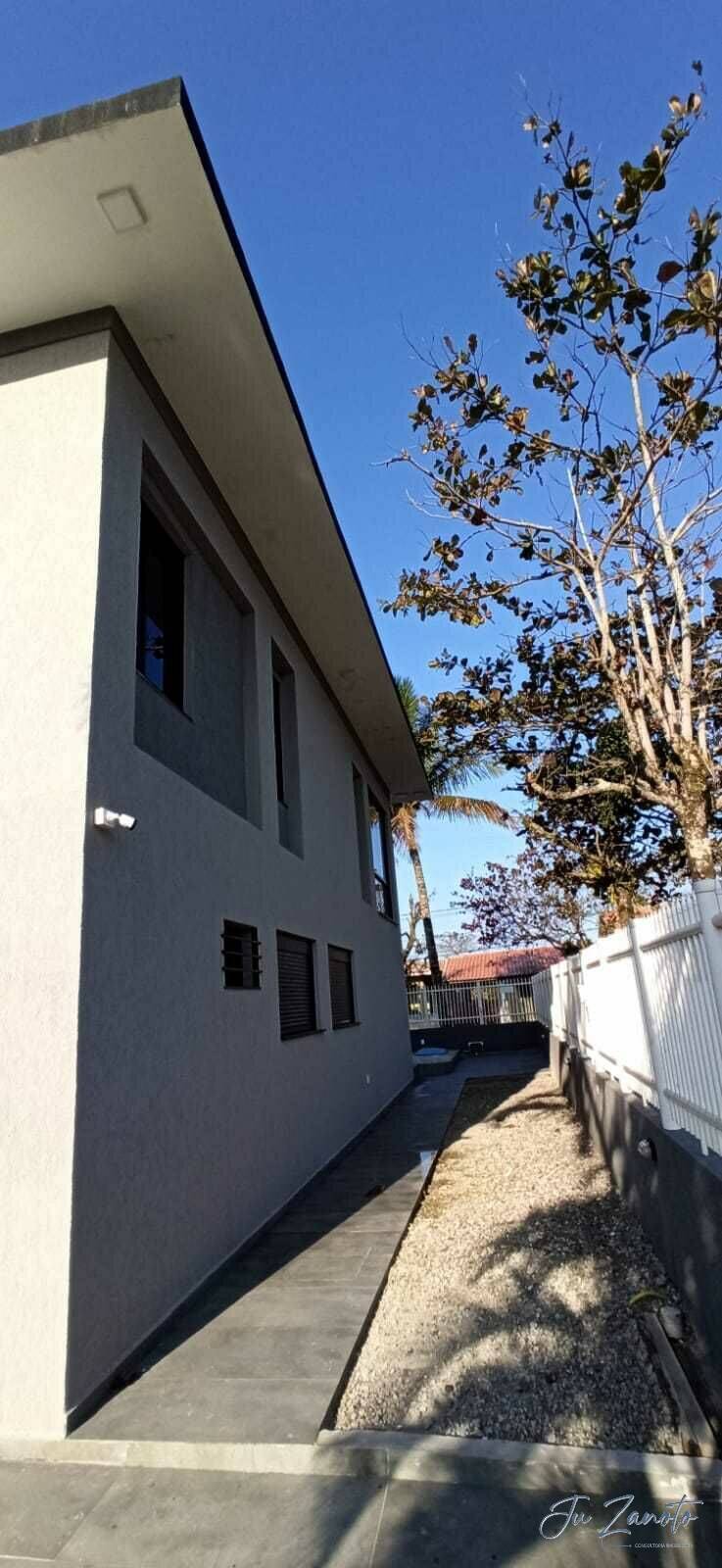 Casa à venda com 4 quartos, 260m² - Foto 3