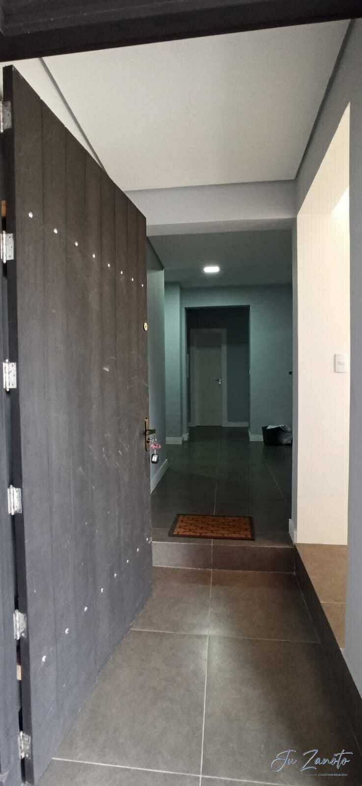 Casa à venda com 4 quartos, 260m² - Foto 8