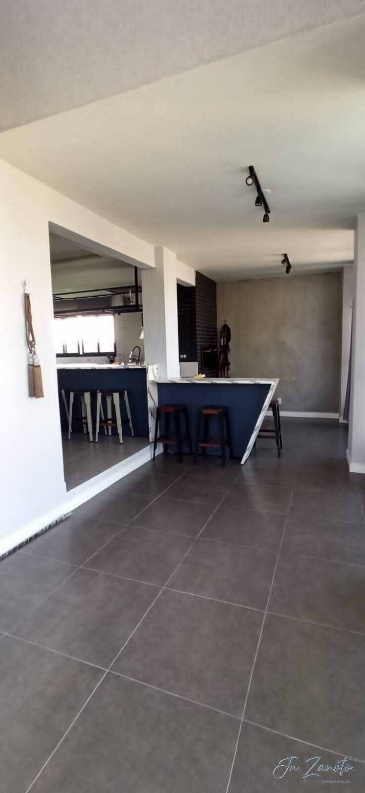 Casa à venda com 4 quartos, 260m² - Foto 15