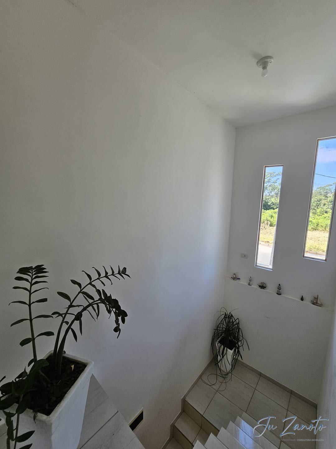 Casa à venda com 4 quartos, 30m² - Foto 10