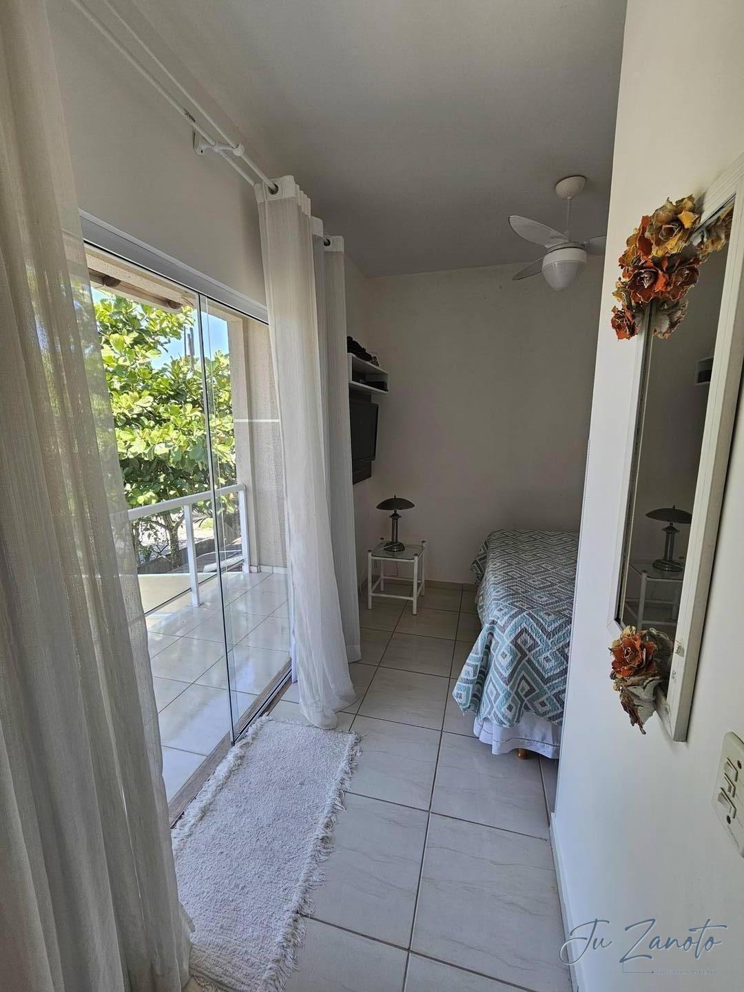 Casa à venda com 4 quartos, 30m² - Foto 15