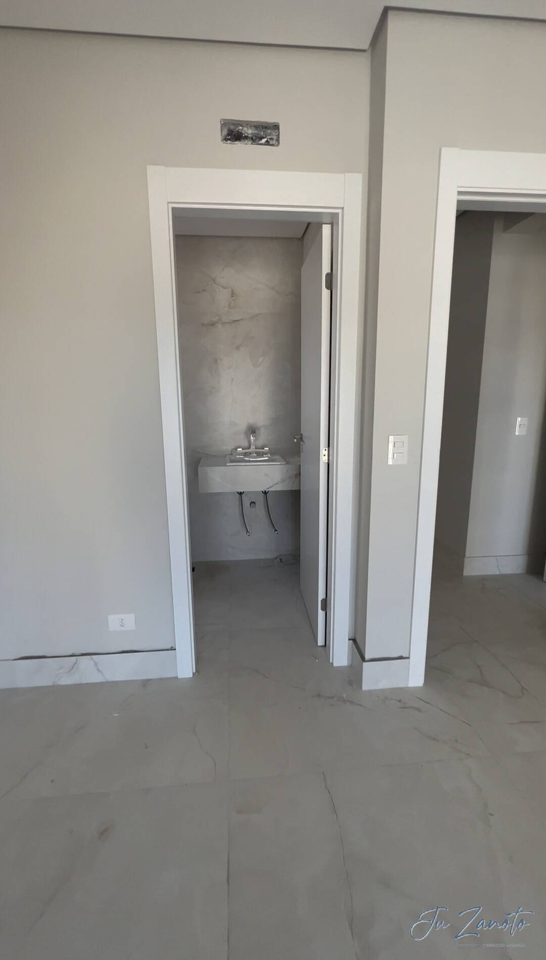 Apartamento à venda com 3 quartos, 104m² - Foto 10