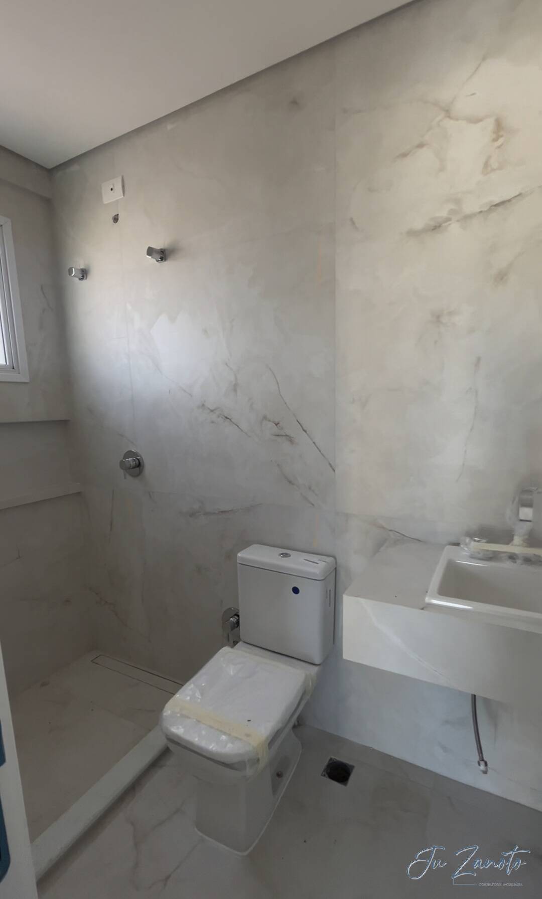 Apartamento à venda com 3 quartos, 104m² - Foto 11