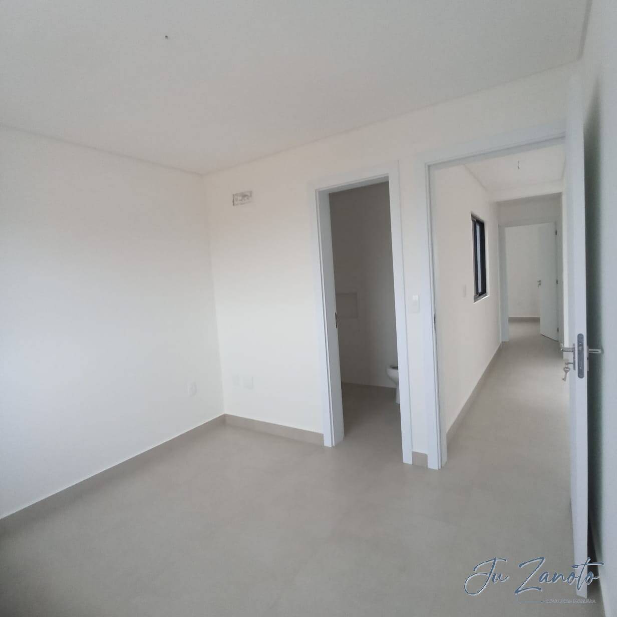 Apartamento à venda com 2 quartos, 68m² - Foto 13