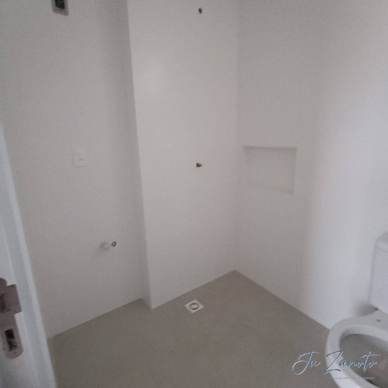 Apartamento à venda com 2 quartos, 68m² - Foto 14