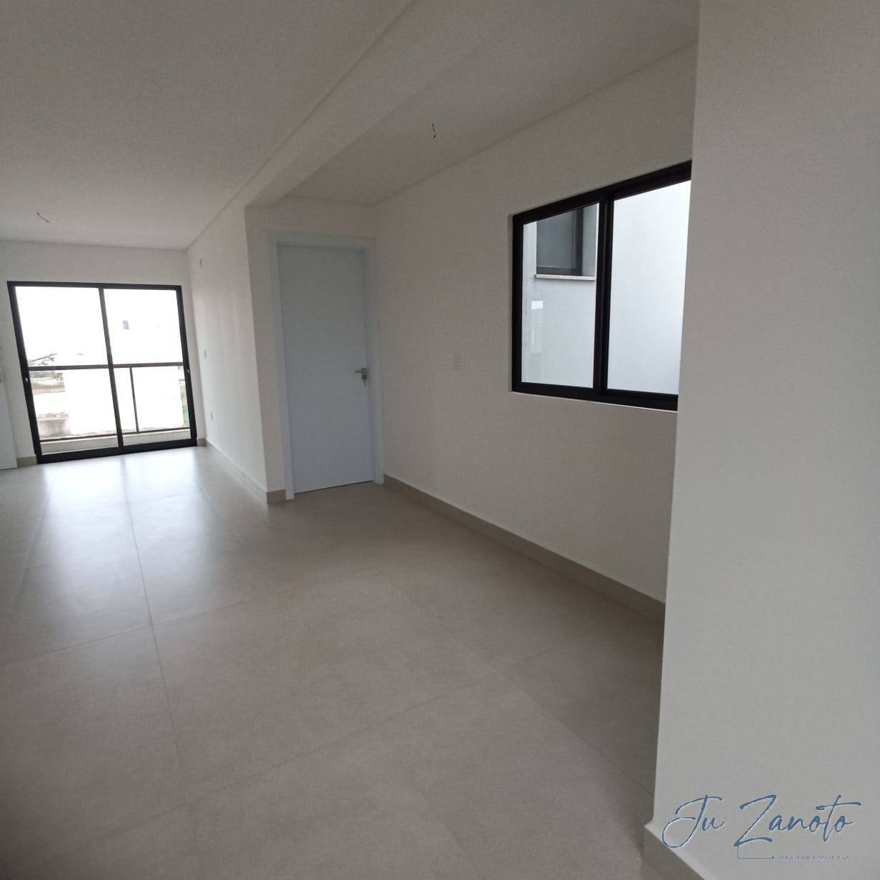 Apartamento à venda com 2 quartos, 68m² - Foto 6