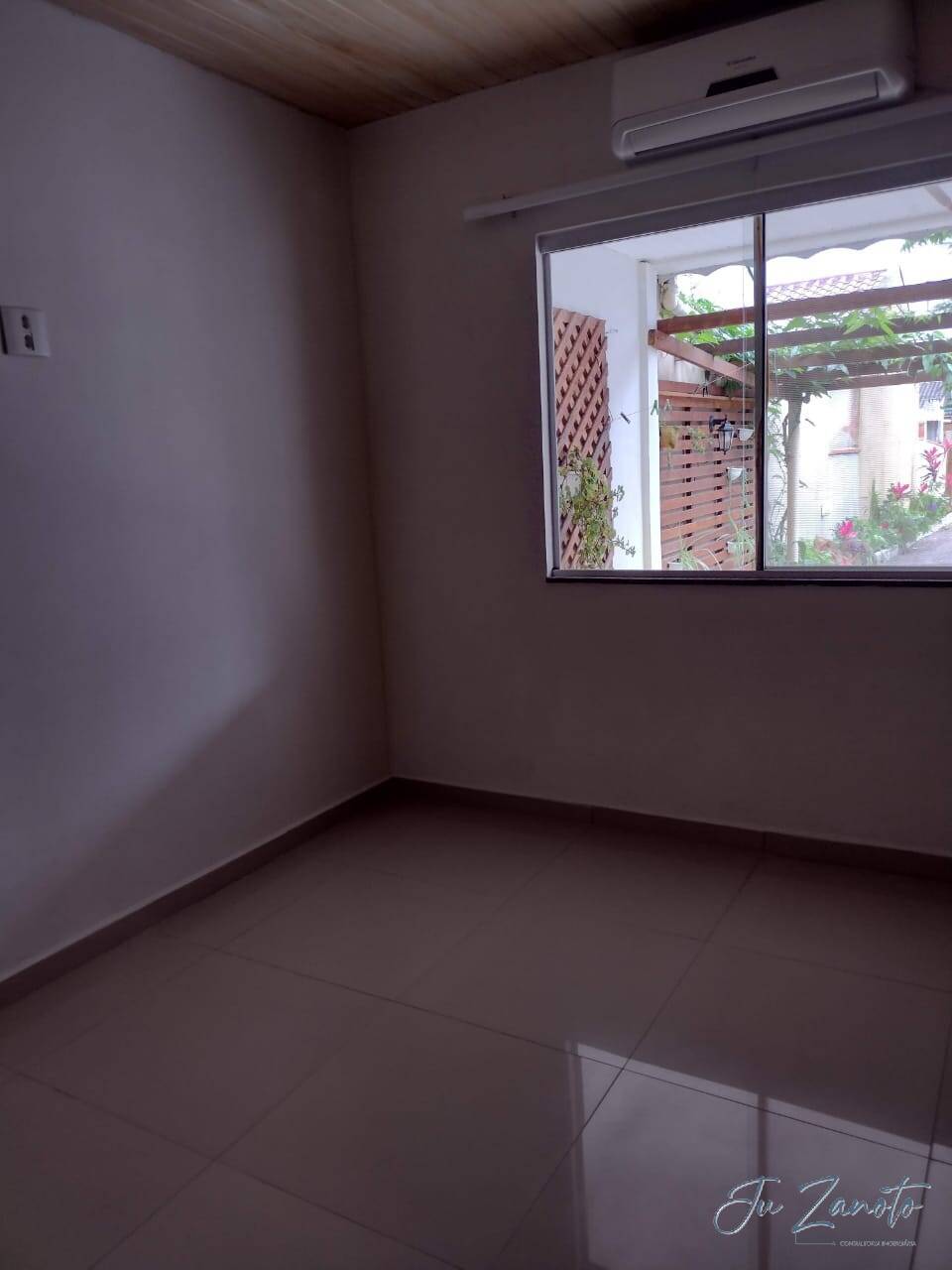 Casa à venda com 3 quartos, 112m² - Foto 8