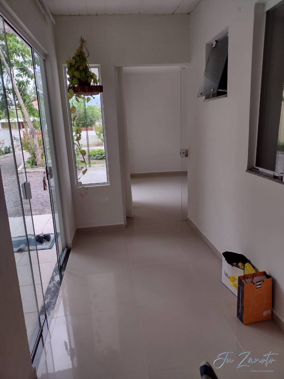 Casa à venda com 3 quartos, 112m² - Foto 5