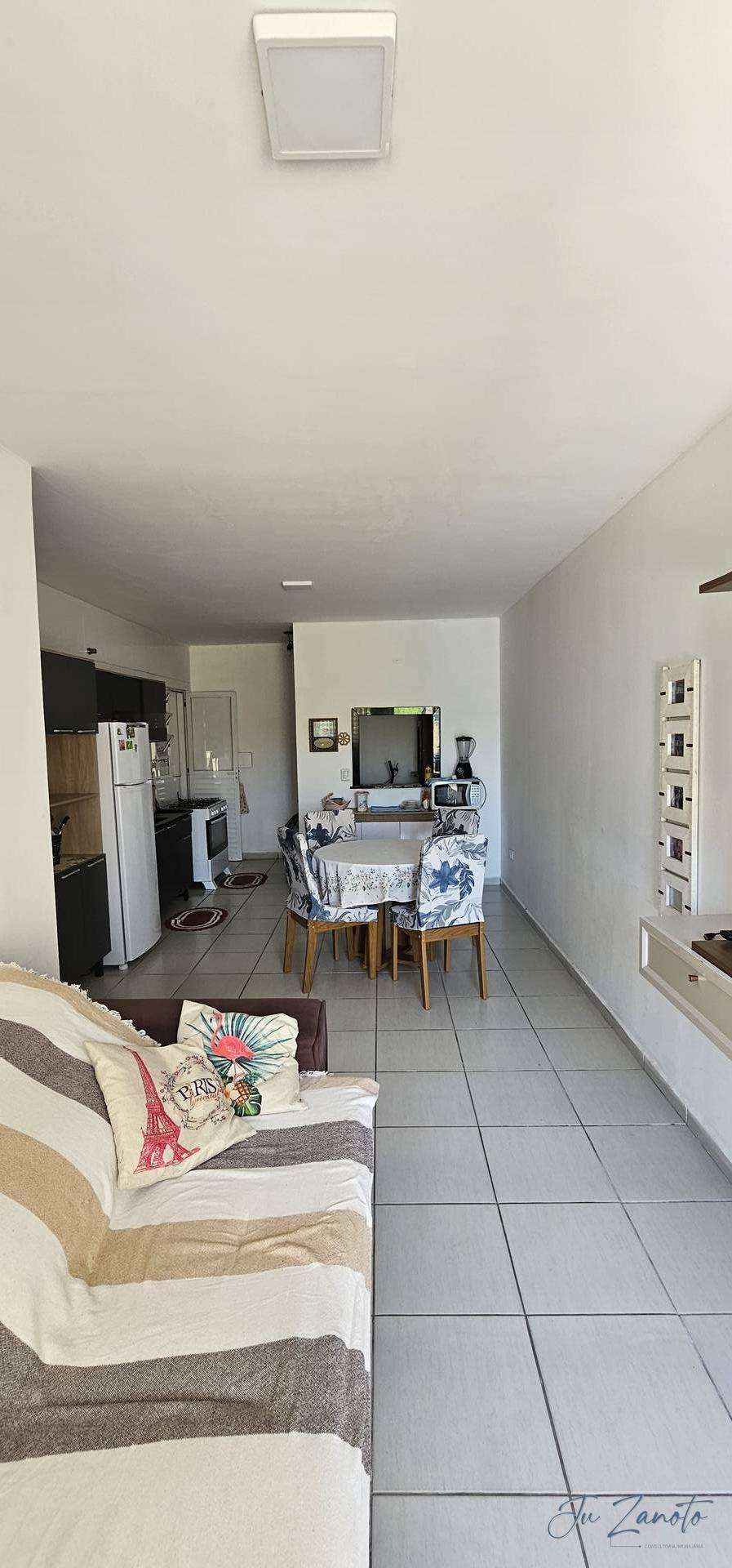 Casa à venda com 3 quartos, 63m² - Foto 5