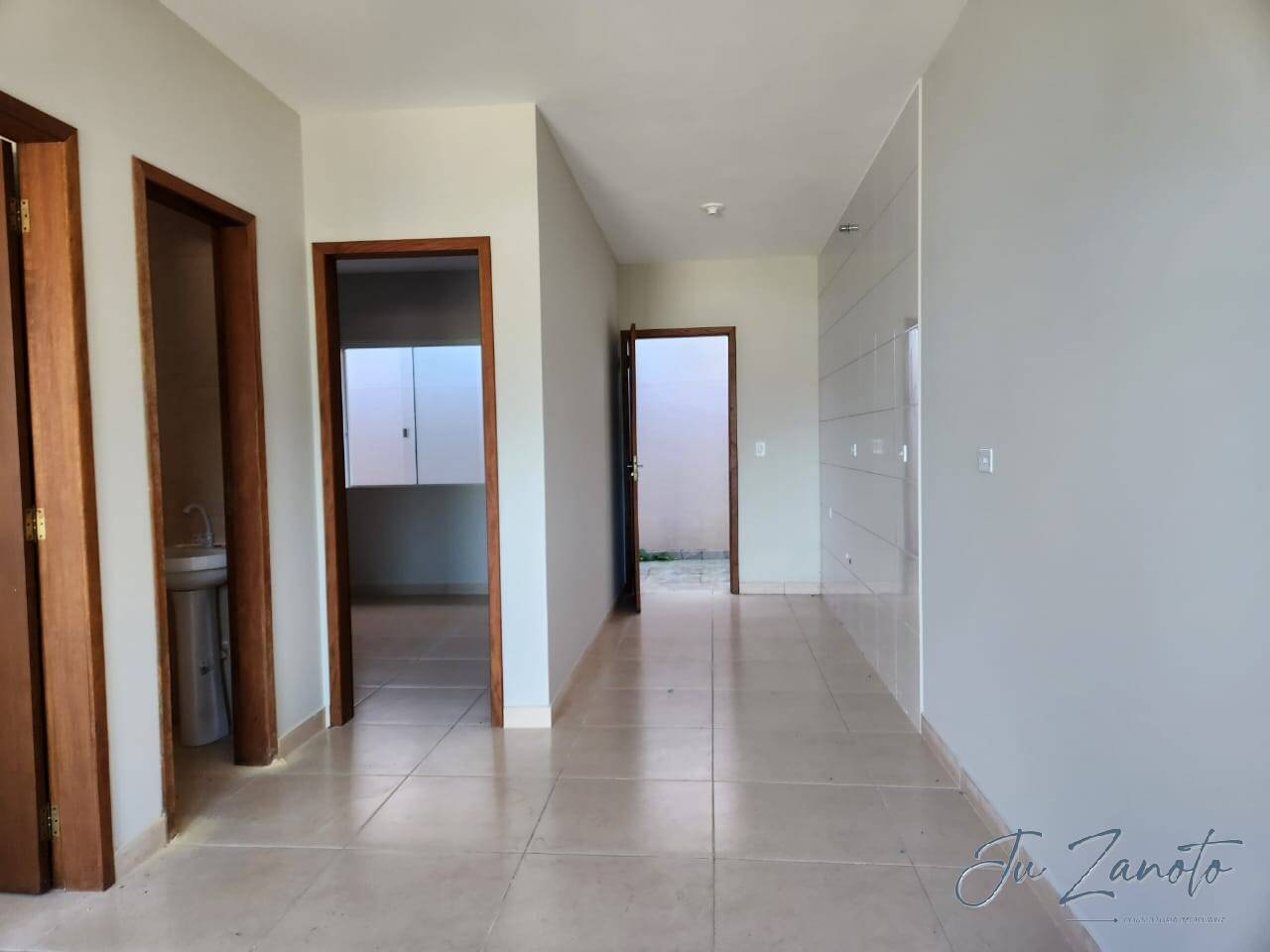 Casa à venda com 2 quartos, 77m² - Foto 12