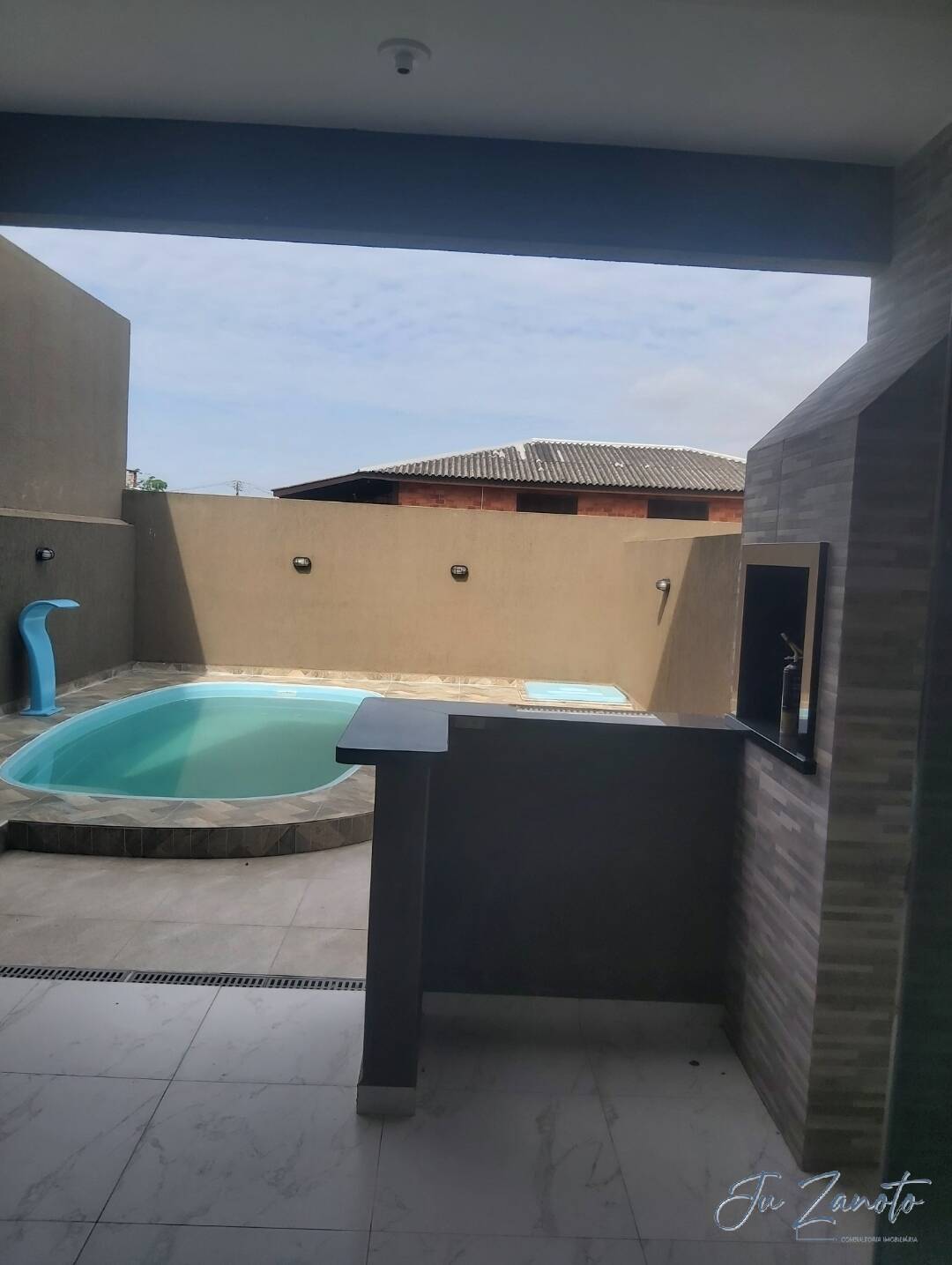 Casa à venda com 3 quartos, 136m² - Foto 8