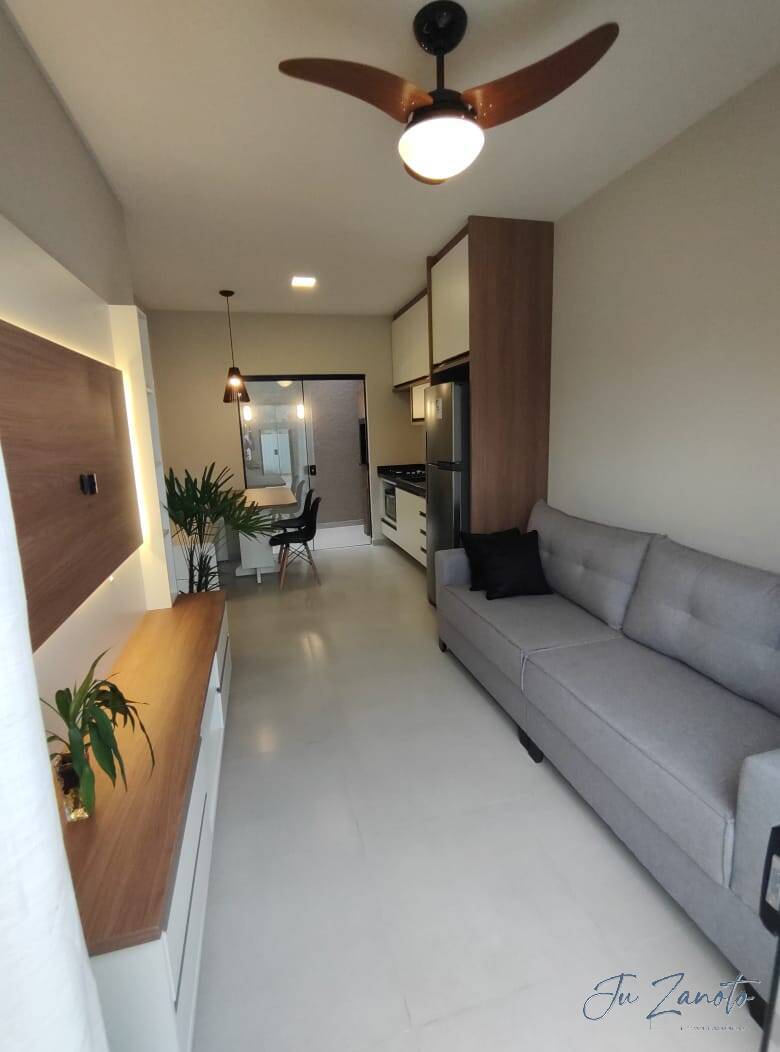 Casa à venda com 2 quartos, 83m² - Foto 11