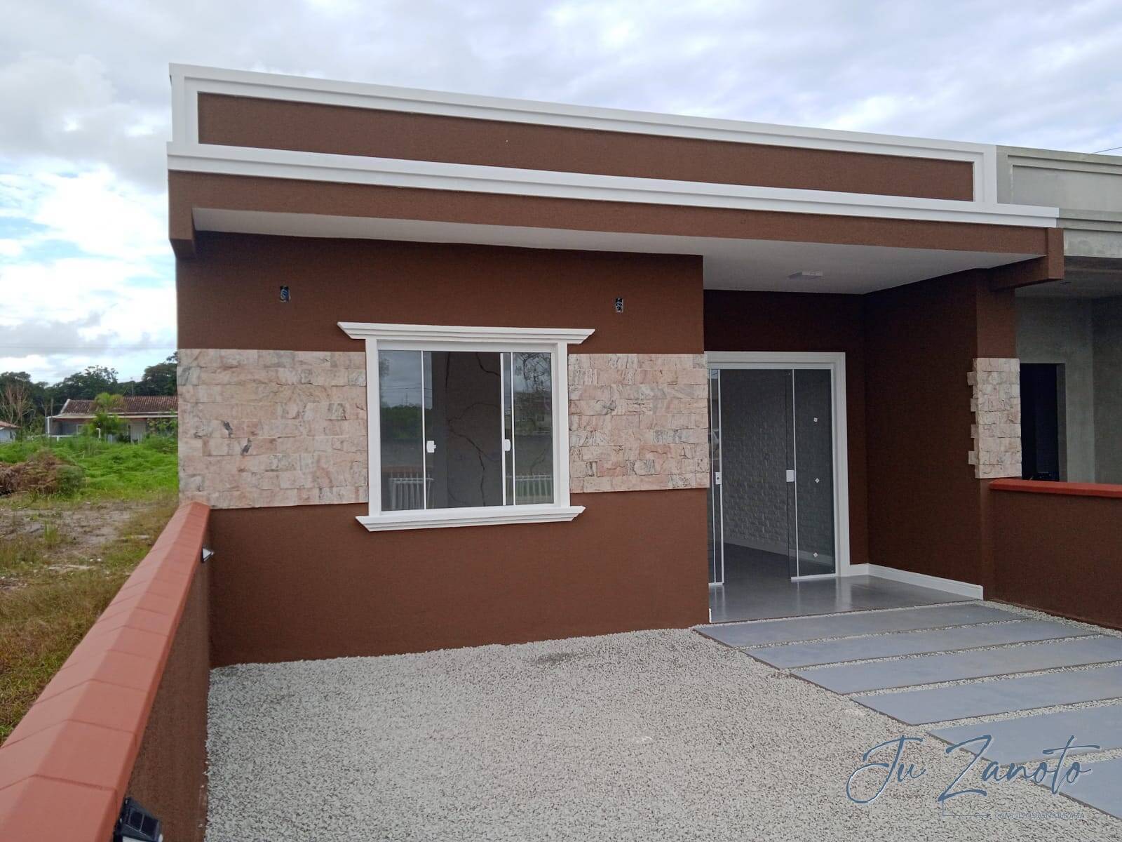 Casa à venda com 3 quartos, 90m² - Foto 3