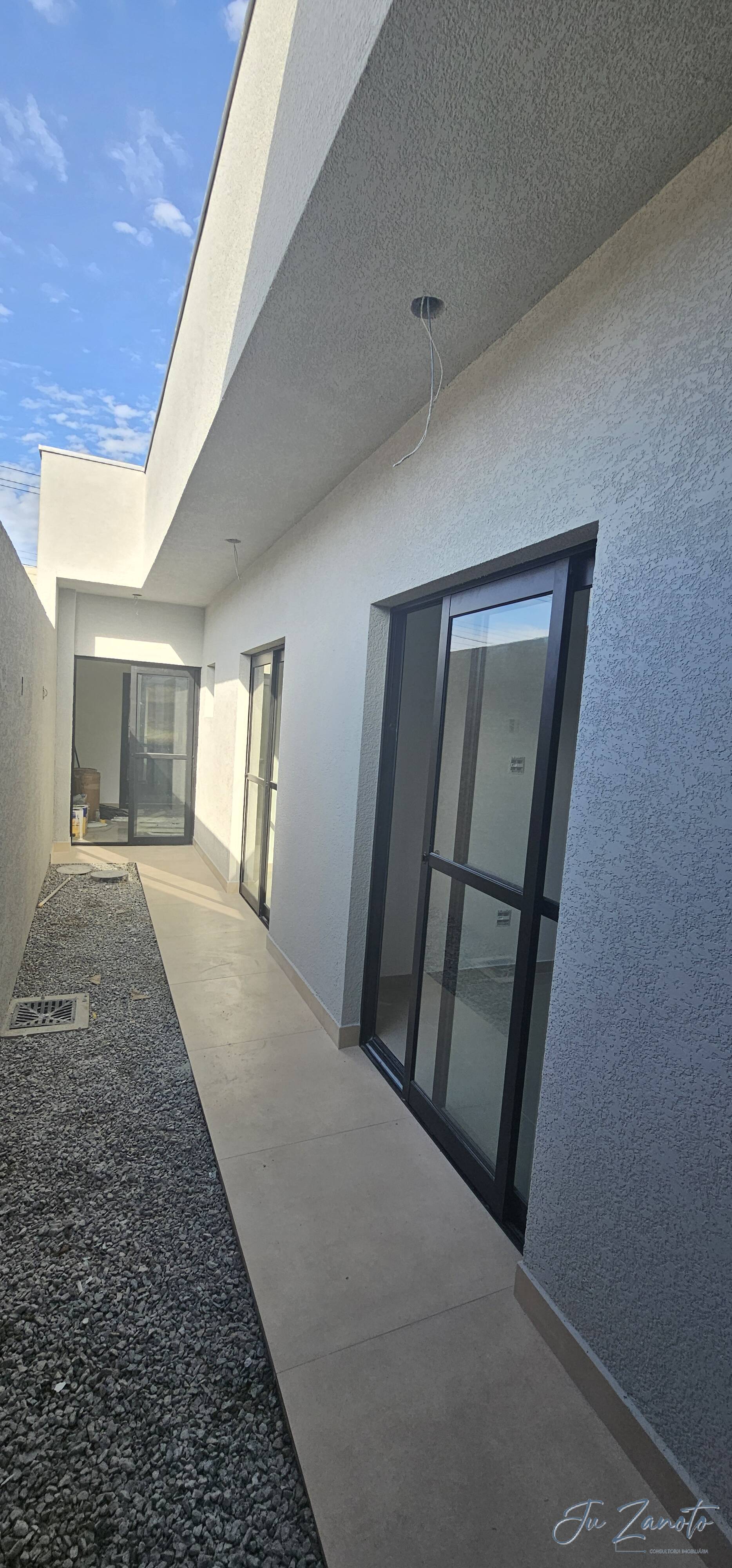 Casa à venda com 3 quartos, 75m² - Foto 15