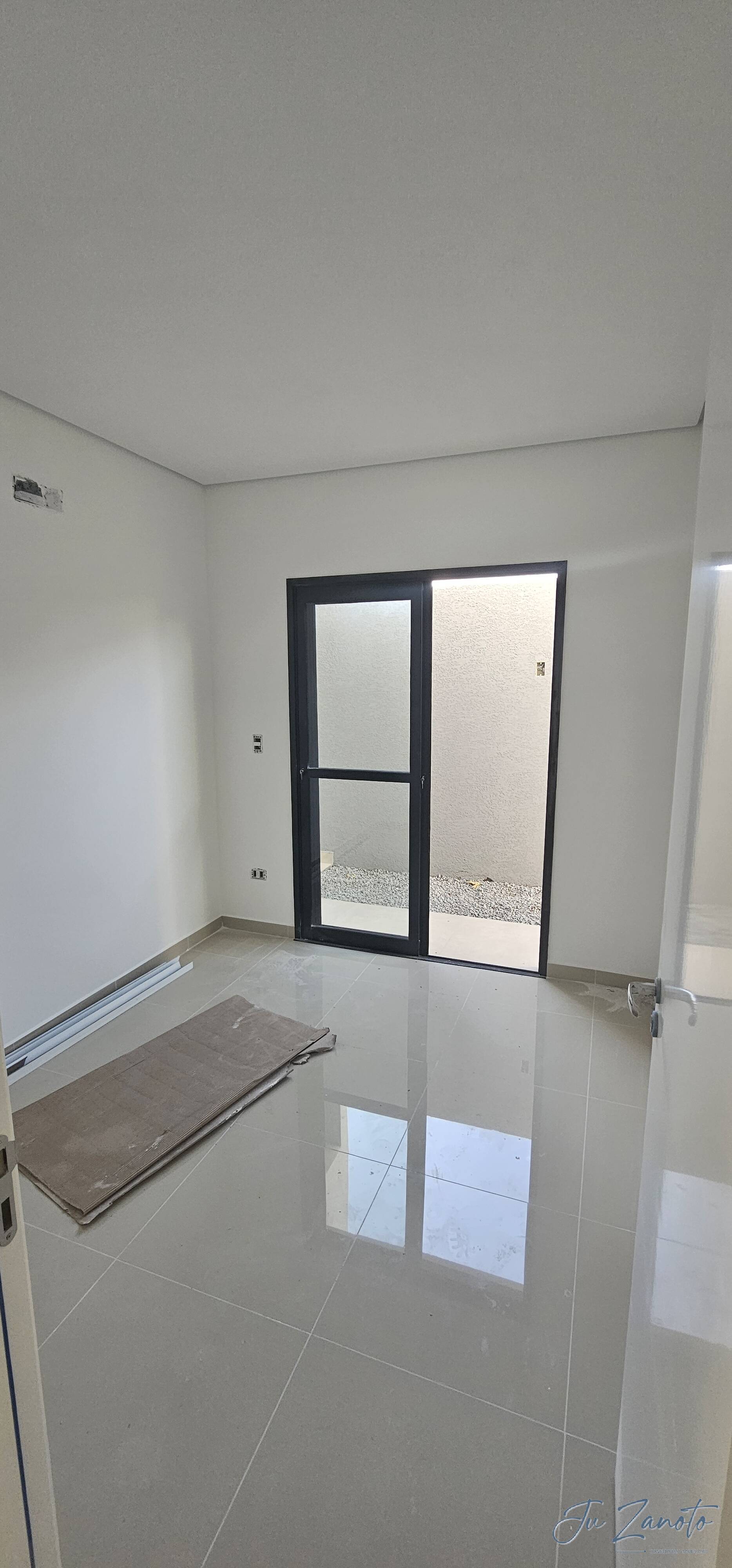 Casa à venda com 3 quartos, 75m² - Foto 17