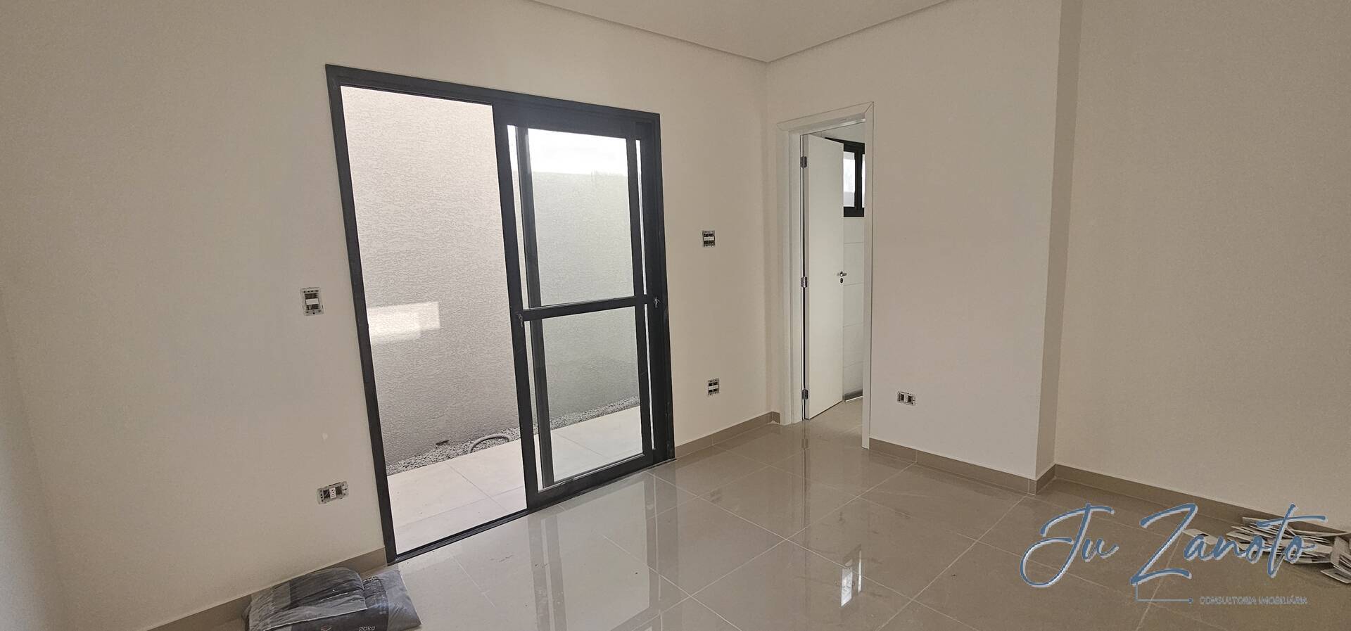 Casa à venda com 3 quartos, 75m² - Foto 20