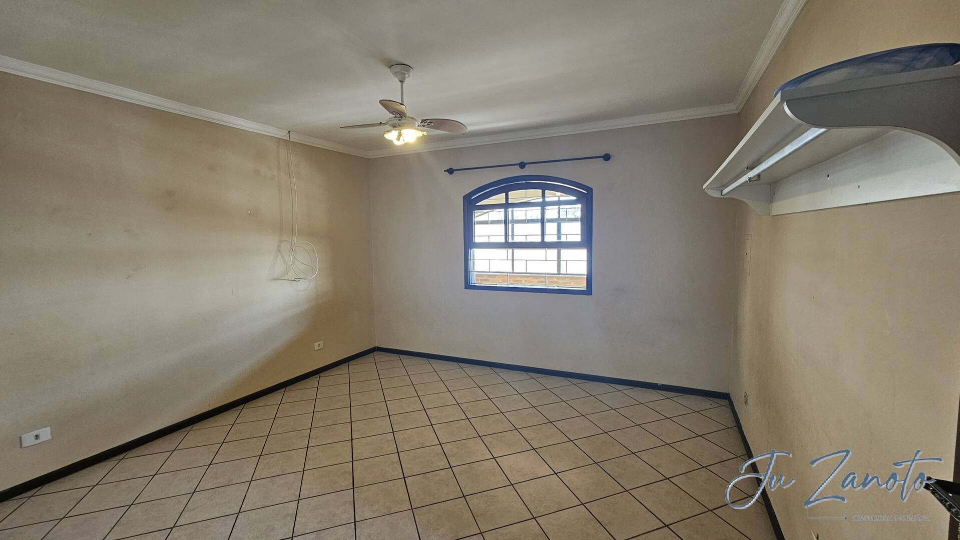 Casa à venda com 3 quartos, 300m² - Foto 6