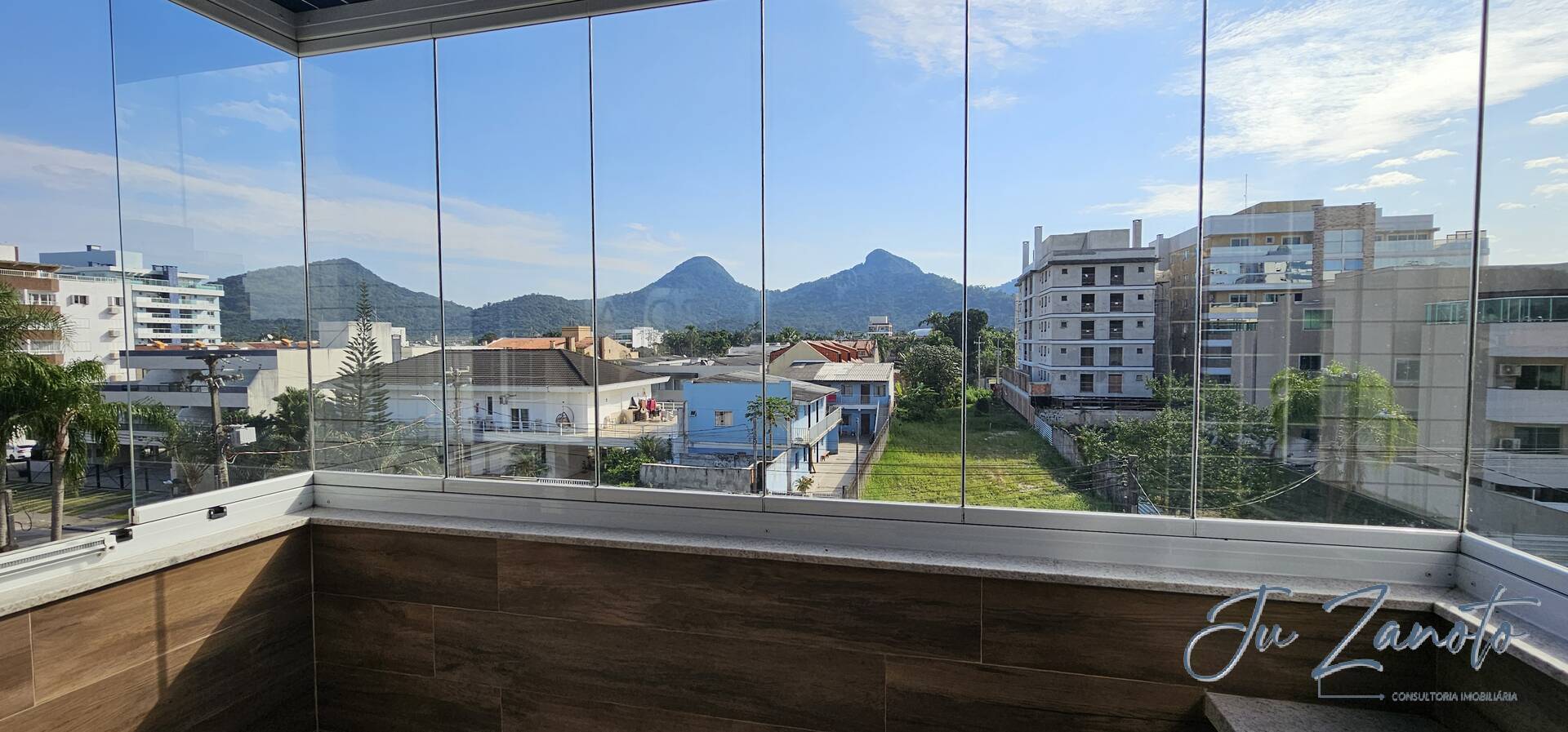 Apartamento à venda com 2 quartos, 60m² - Foto 2