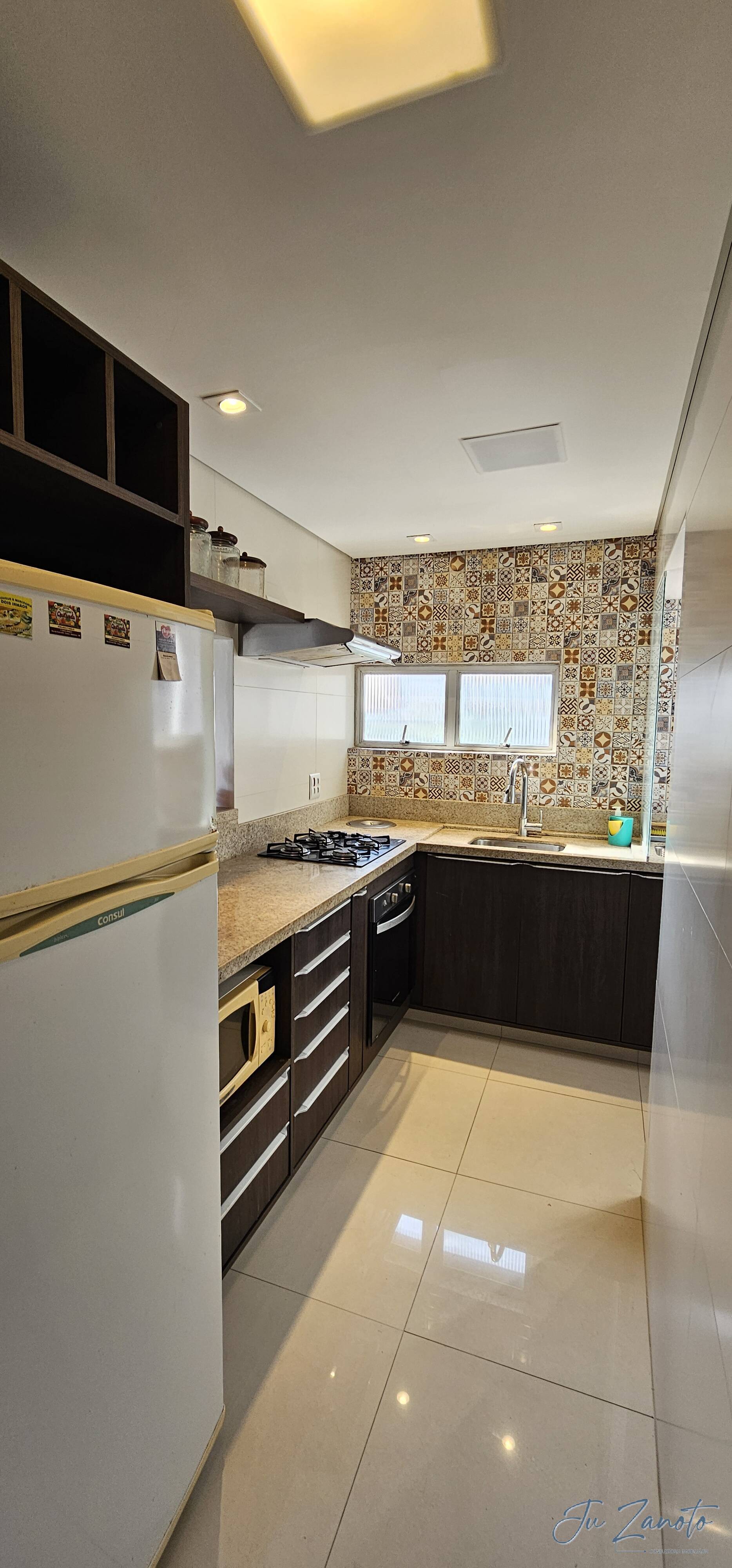 Apartamento à venda com 2 quartos, 60m² - Foto 7