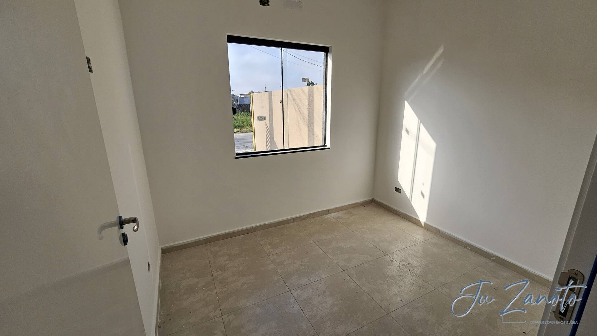 Casa à venda com 2 quartos, 45m² - Foto 18