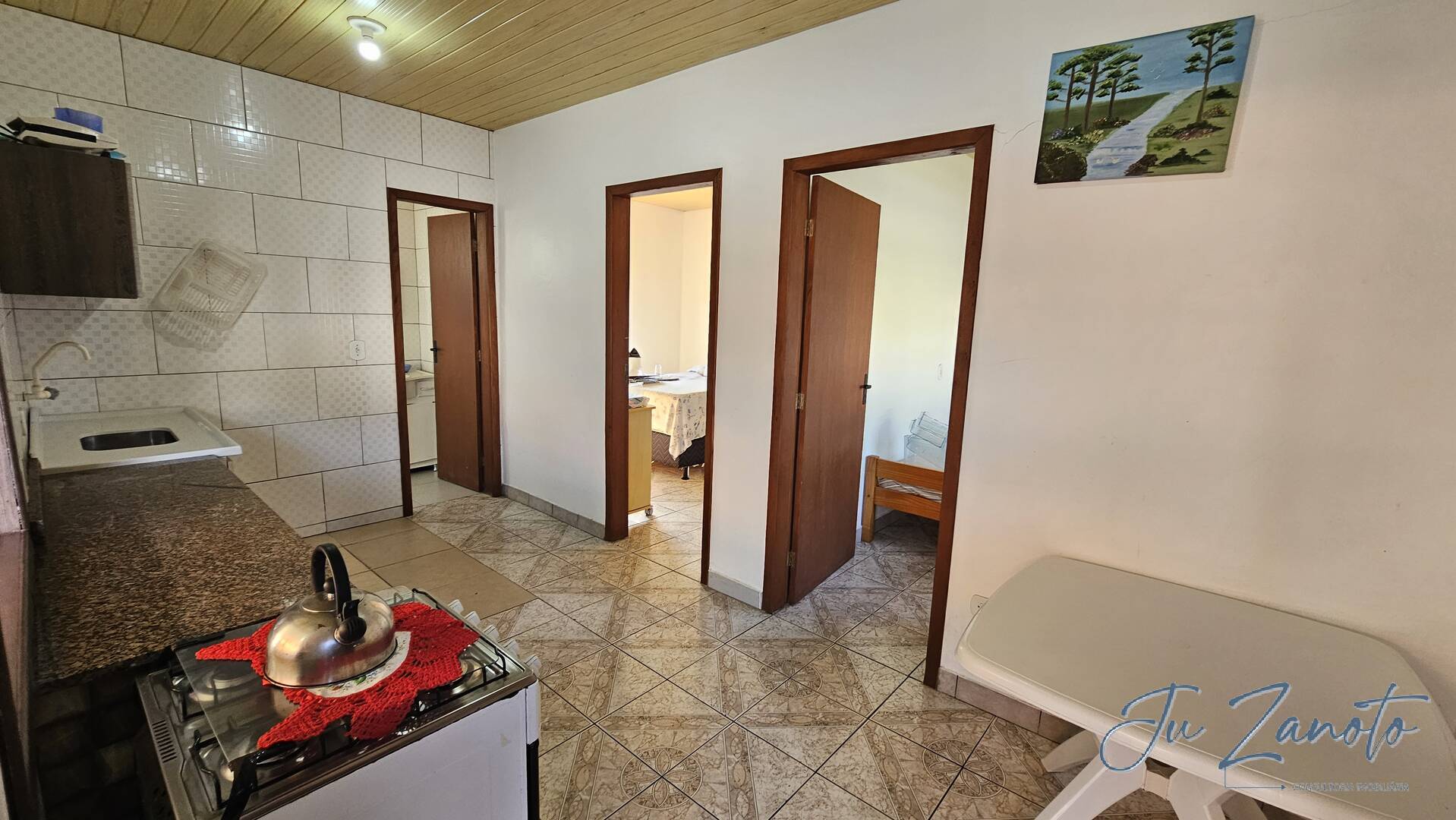 Casa à venda com 2 quartos, 300m² - Foto 6