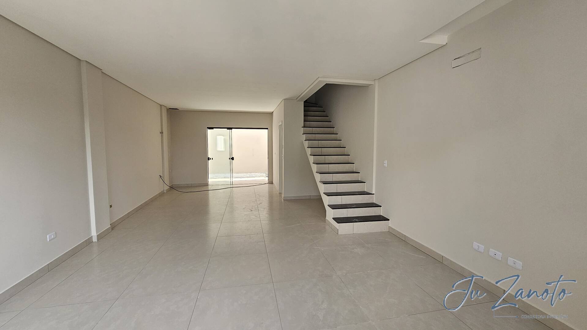 Sobrado à venda com 3 quartos, 111m² - Foto 3