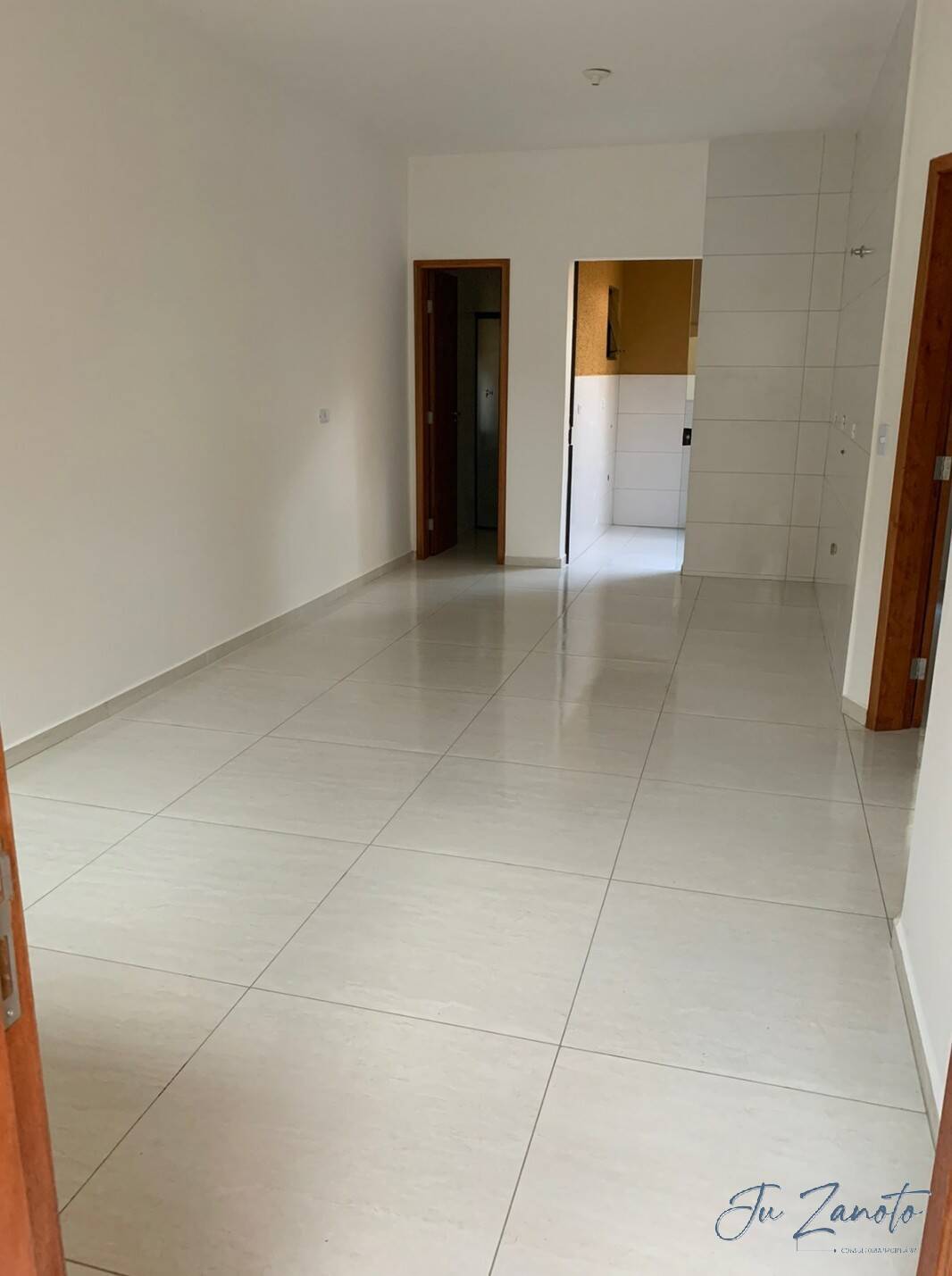 Casa à venda com 2 quartos, 57m² - Foto 5