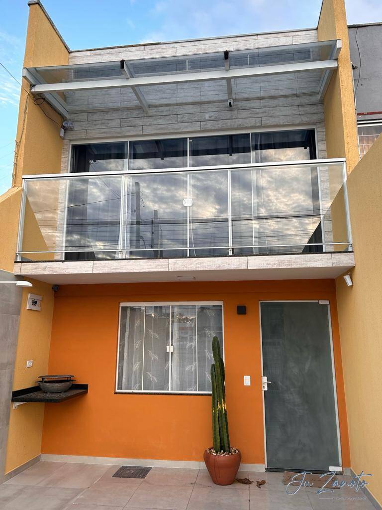 Apartamento à venda com 2 quartos, 70m² - Foto 1