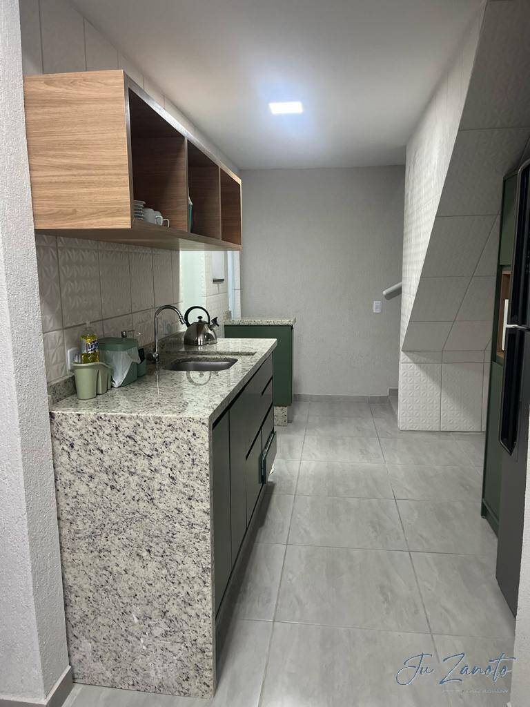 Apartamento à venda com 2 quartos, 70m² - Foto 7