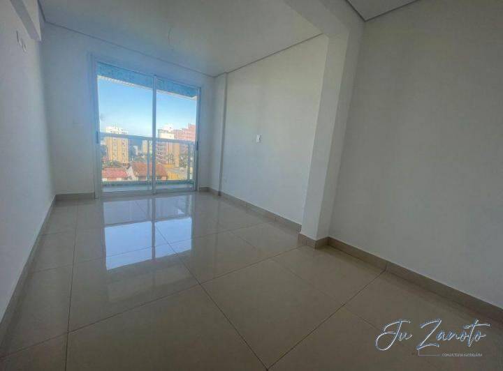 Apartamento à venda com 3 quartos, 130m² - Foto 11