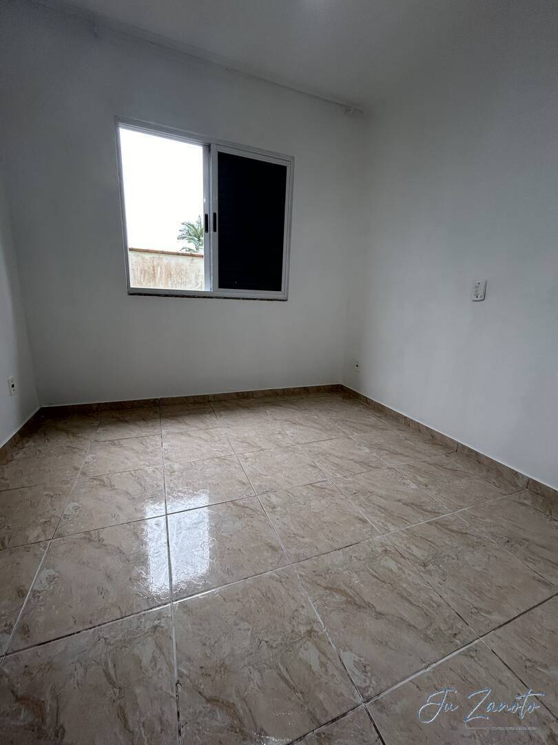 Casa à venda com 3 quartos, 100m² - Foto 9