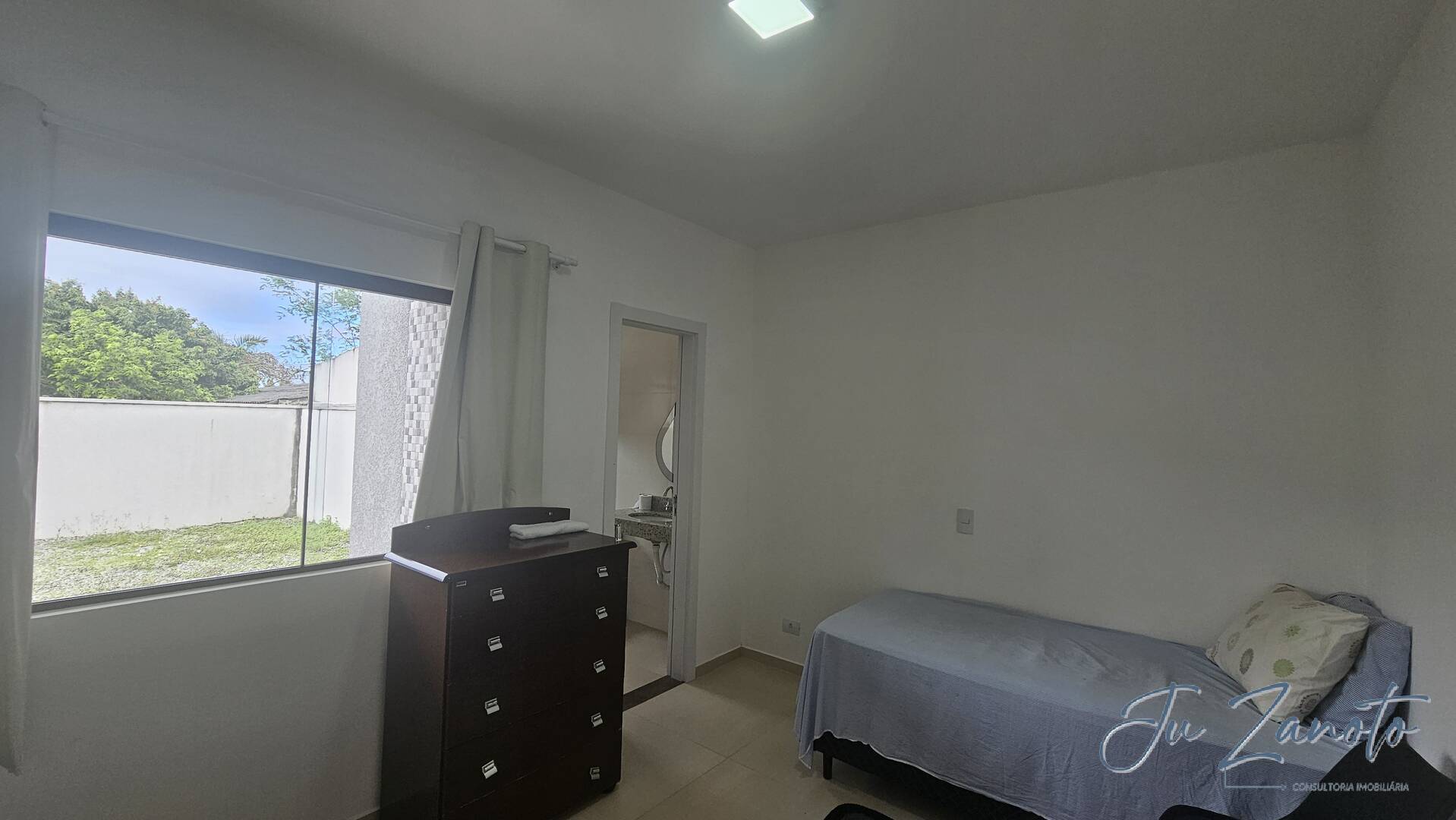 Casa à venda com 3 quartos, 84m² - Foto 10