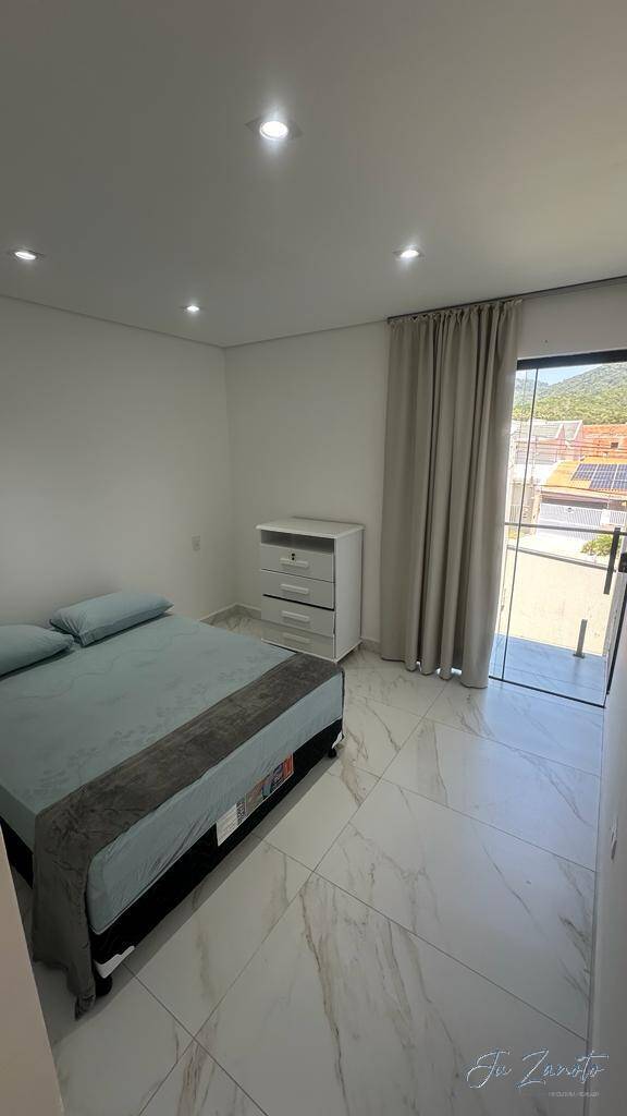 Sobrado à venda com 4 quartos, 273m² - Foto 8