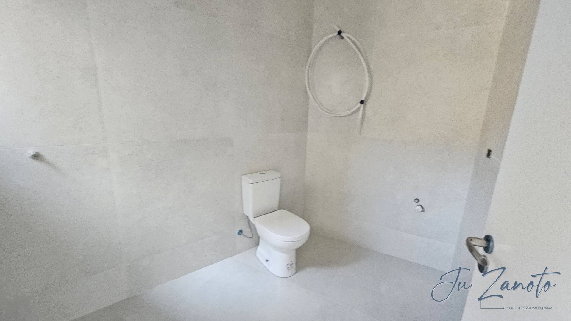 Casa à venda com 3 quartos, 82m² - Foto 10