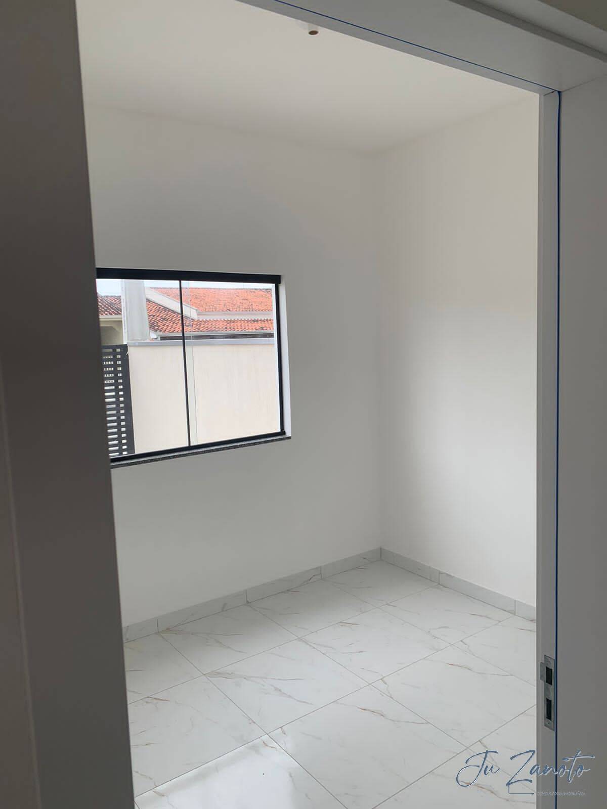 Casa à venda com 2 quartos, 54m² - Foto 3