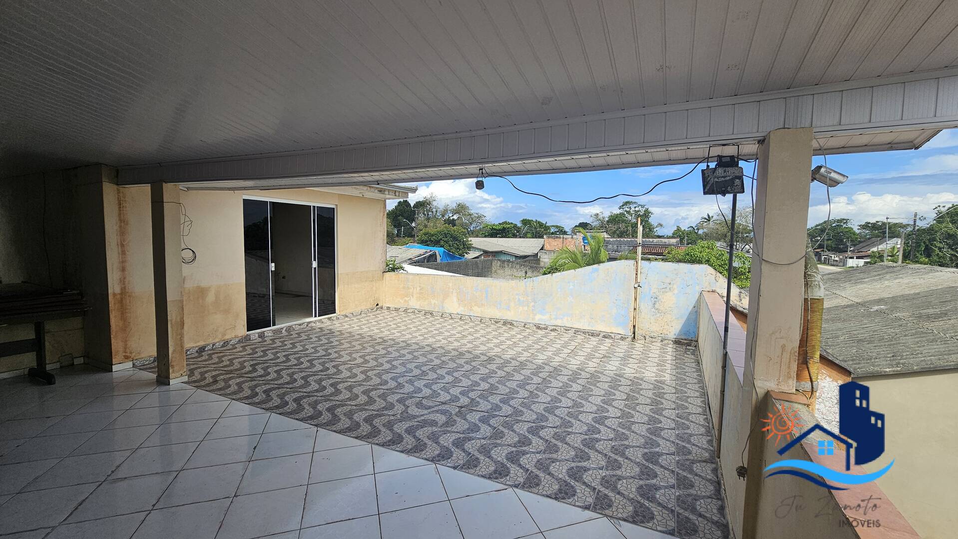 Sobrado à venda com 8 quartos, 360m² - Foto 9