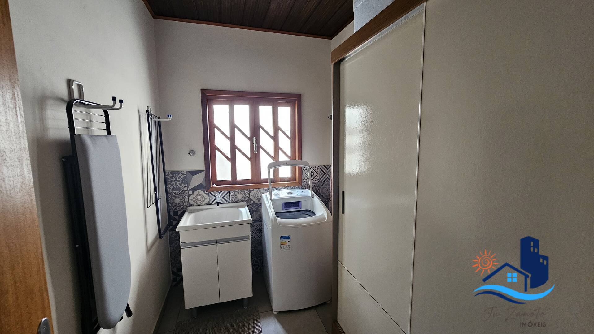 Casa à venda com 4 quartos, 400m² - Foto 27