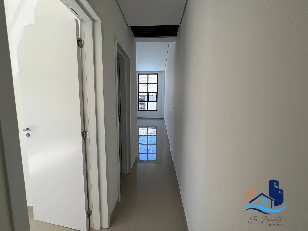 Casa à venda com 3 quartos, 78m² - Foto 6