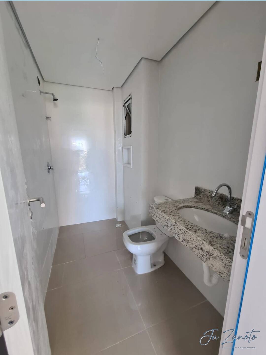 Apartamento à venda com 3 quartos, 130m² - Foto 7